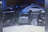 Полицейского проверят после жалоб на порчу автомобилей во дворе