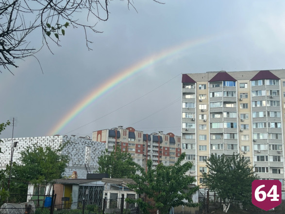 Саратовцы делились в сети снимками двойной радуги
