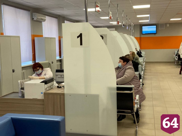 Губернатора возмутили вакансии врачей с низкой зарплатой 