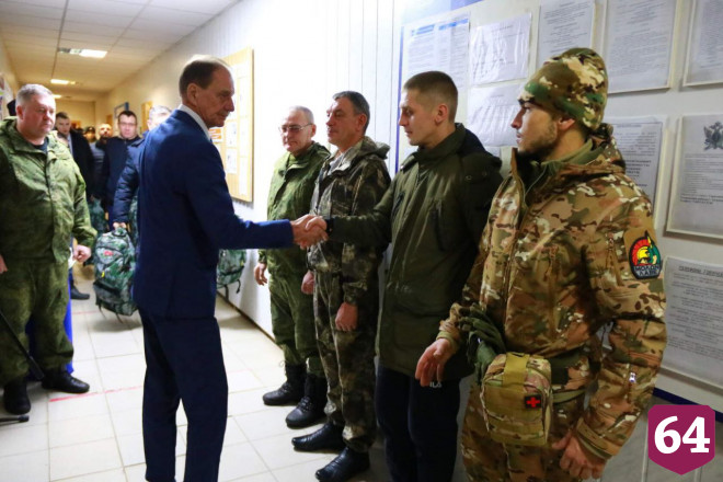 Под Саратовом добровольцев окропили святой водой