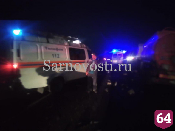 Под Саратовом в ДТП с бензовозом погиб водитель «Жигулей»