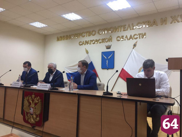  Подрядчику поручили работать без выходных на долгострое в Саратове  
