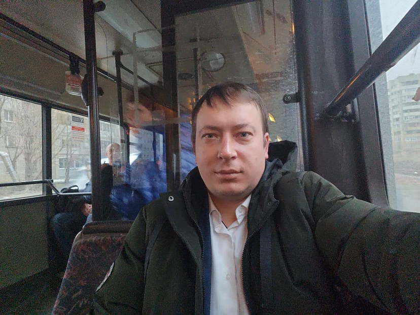 В Саратове бывшему чиновнику продлили домашний арест