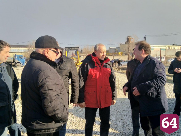 Подрядчики раньше срока достроят дорогу через переезд у Александровки
