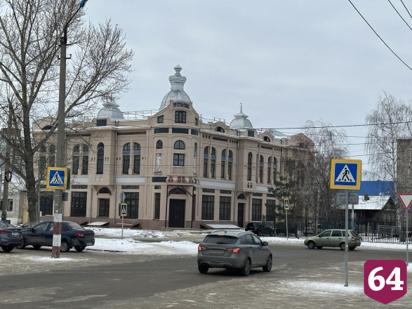 Министр раскритиковал реставрацию старинного особняка 