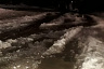 Дороги в саратовском поселке превратились в непроходимый каток