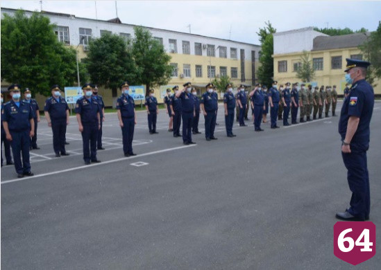 Военным летчикам напомнили правила дорожного движения