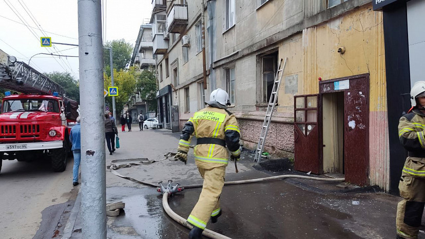 На Чернышевского горела квартира в пятиэтажке
