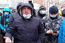 Участники незаконной акции в Саратове обматерили полицейских