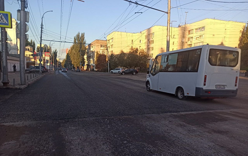 В Саратове открыли движение по улице Чернышевского 