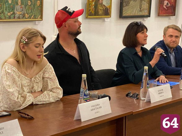 Режиссера сериала «Комбинация» впечатлили набережная и Заводской район Саратова