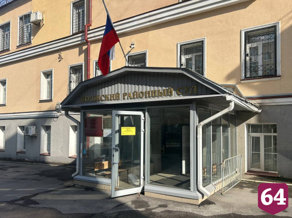 Саратовцы в суде настаивают на отмене строительства высоток в Авиаторе