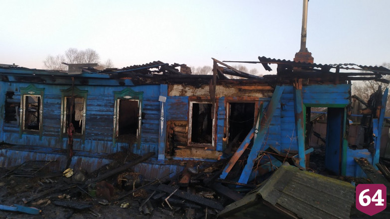 Сын не спас пожилую мать из охваченного огнем дома 
