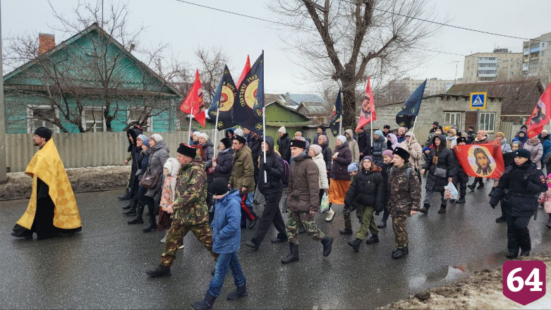 В Саратове состоялся крестный ход в память об Илье Муромце