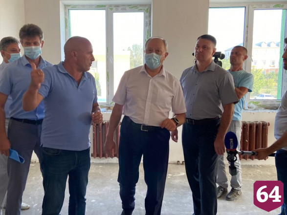 Саратовские студенты попросили у губернатора трактор