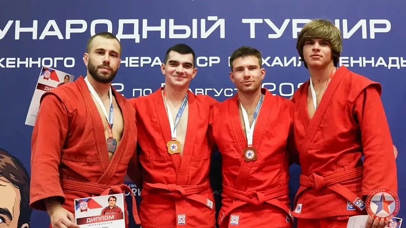 Саратовские самбисты завоевали бронзовые медали международных соревнований