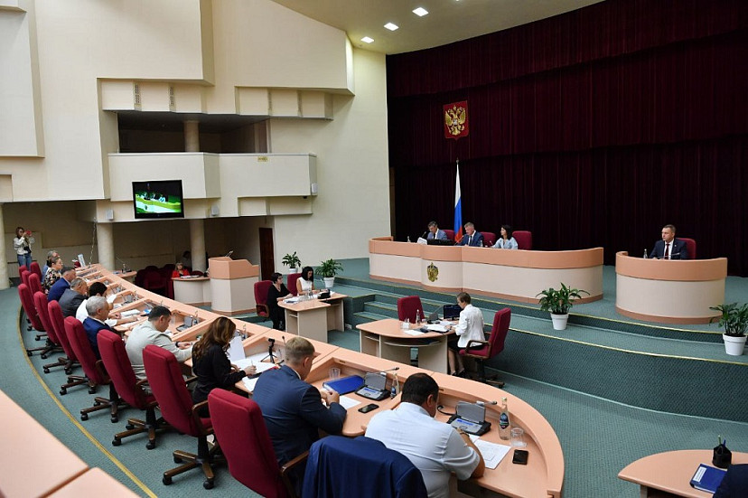 Губернатор высоко оценил работу Саратовской областной думы