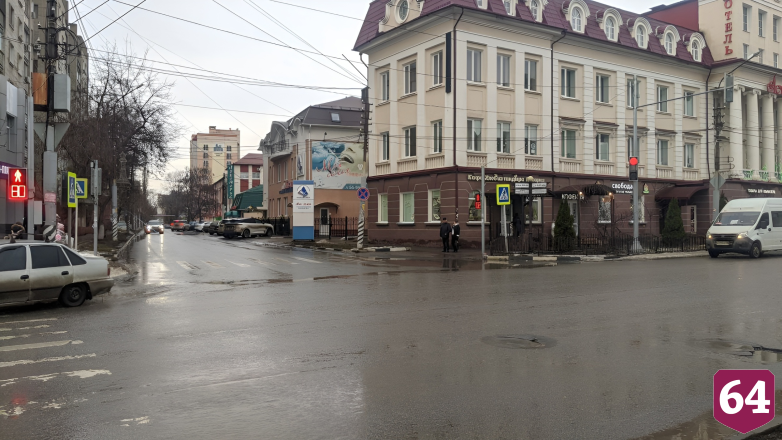 В Энгельсе отрегулировали светофор и избавились от пробок