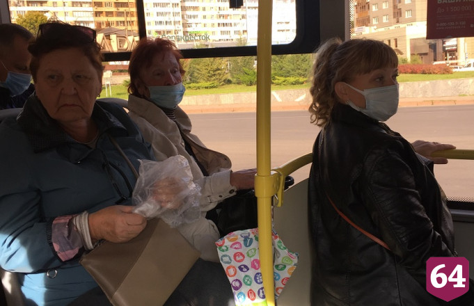 Саратовцы без масок начали устраивать скандалы в автобусах 