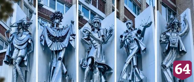 Саратовские студенты отреставрировали скульптуры с фасада «Мадонны»