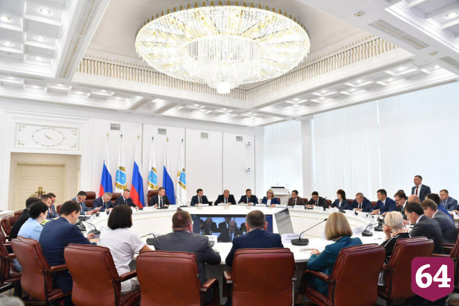 Губернатор поторопил с открытием горпарка Саратова 