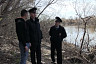 Под Саратовом спасли упавшего в реку и вцепившегося в ветку мужчину