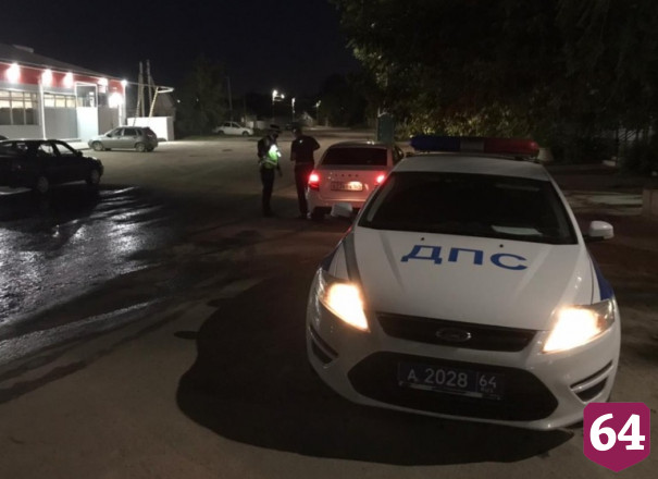 Полицейские вышли в ночной рейд и оштрафовали 7 человек за маски