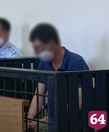Мужчина оглушил лопатой и зарезал пьяного гостя 