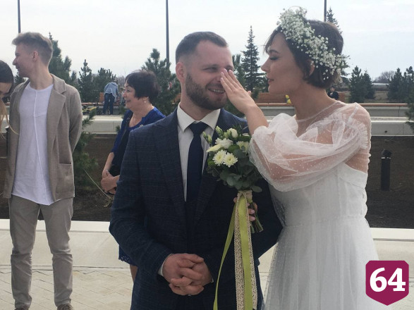 В Парке покорителей космоса прошло первое бракосочетание