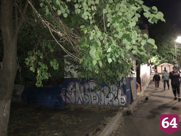 Жители Саратова устали жить возле «выручай-комнаты» 