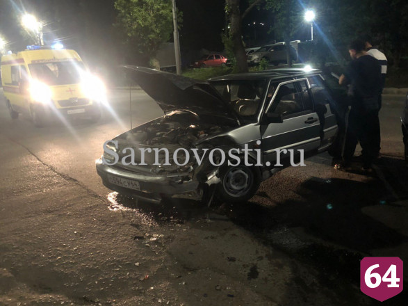 Молодой водитель легковушки разбил голову в ДТП на Большой Садовой