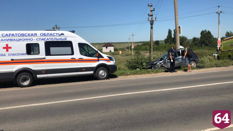 В массовом ДТП на Кумысной поляне покалечился водитель легковушки