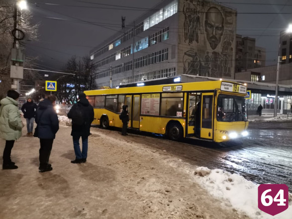 В Саратове проверили дублирующие трамваи автобусы 