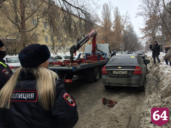В Саратове усилят работу службы эвакуации автомобилей