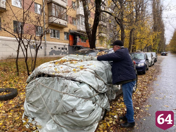 Чиновники обещают очистить улицы Саратова от брошенных автомобилей 