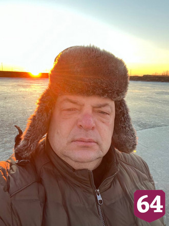 Саратовский министр отметил день рождения на зимней рыбалке