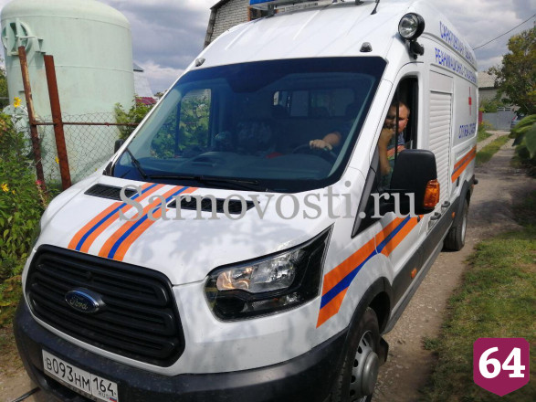 Под Саратовом мужчина упал со второго этажа дачного дома 