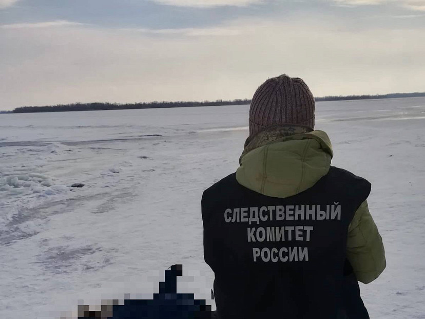 Саратовец решил покататься на внедорожнике по льду Волги и утонул
