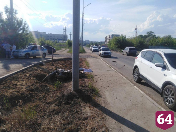 В Саратове мотоциклист разбился насмерть