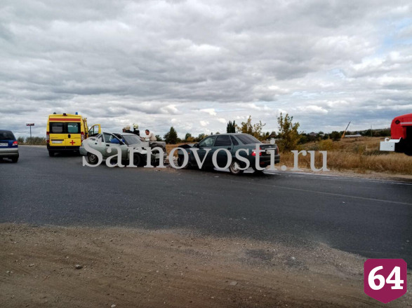 На окраине Саратова трое человек разбились в ДТП 
