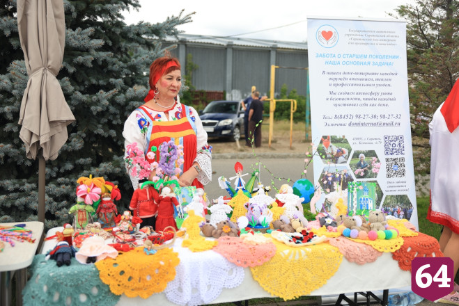 Соцсети вдохновил инклюзивный пикник на набережной Саратова
