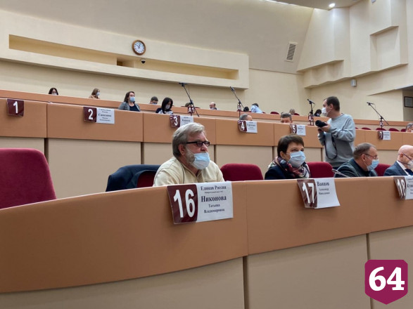 В Саратове депутат отказался от мандата после 13 лет работы
