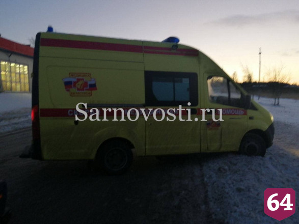 В массовой аварии под Саратовом девушка травмировала ноги