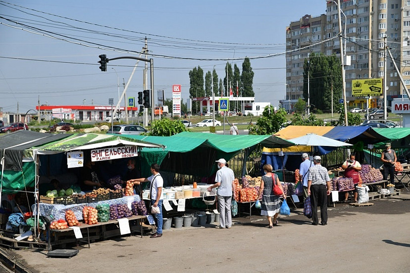 Радаев поручил снизить расходы саратовцев на продукты питания