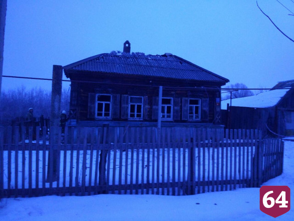Пожарные нашли тело мужчины возле кровати в сгоревшем доме