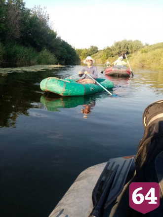 Саратовские моржи проложили турмаршрут на надувных лодках
