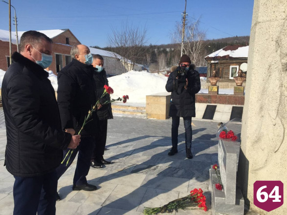 Губернатор предложил разместить на мемориале «Родина-мать» биографию героев 