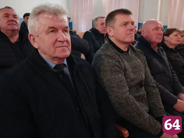 Саратовские аграрии обсудили готовность к посевной