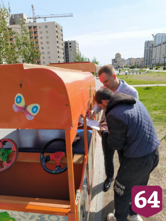 В Саратове нелегально работали два детских аттракциона 