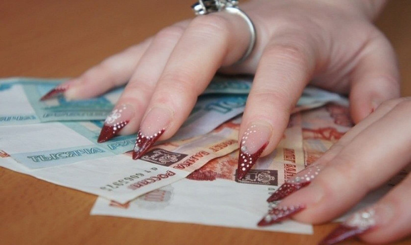 Девушка из Самары обманула саратовца при продаже двигателя 